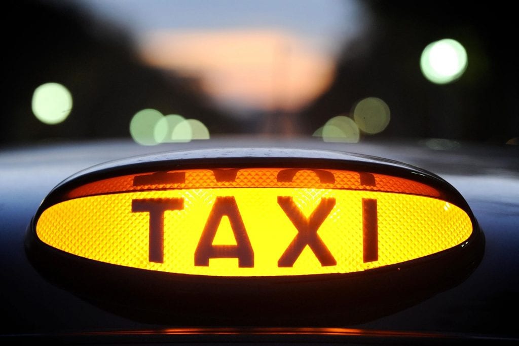 man-pleads-guilty-to-providing-fake-taxi-license-and-vehicle-plates