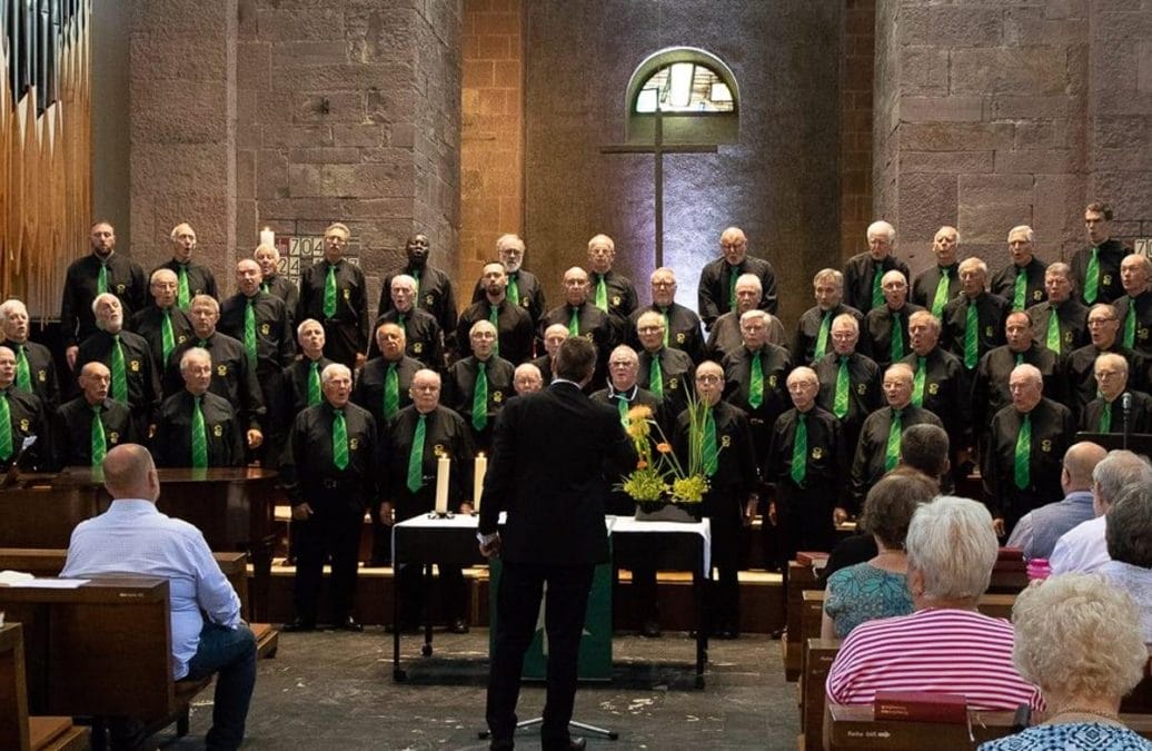 Warm welcome for Carlton choir during German visit