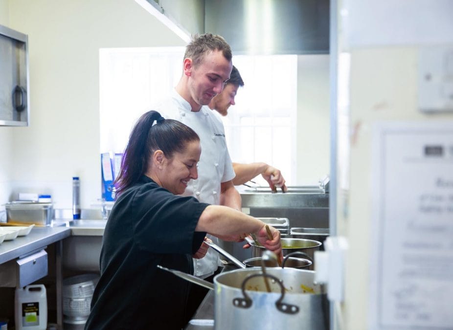MasterChef champion treats patients at hospice in Mapperley to three-course gourmet dinner