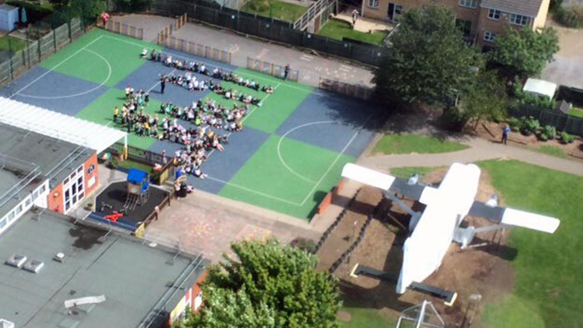 Air ambulance makes surprise landing at primary school in Colwick
