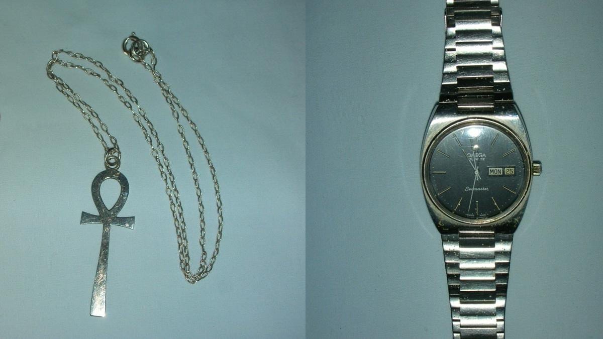 Distinctive jewellery stolen during burglary in Arnold