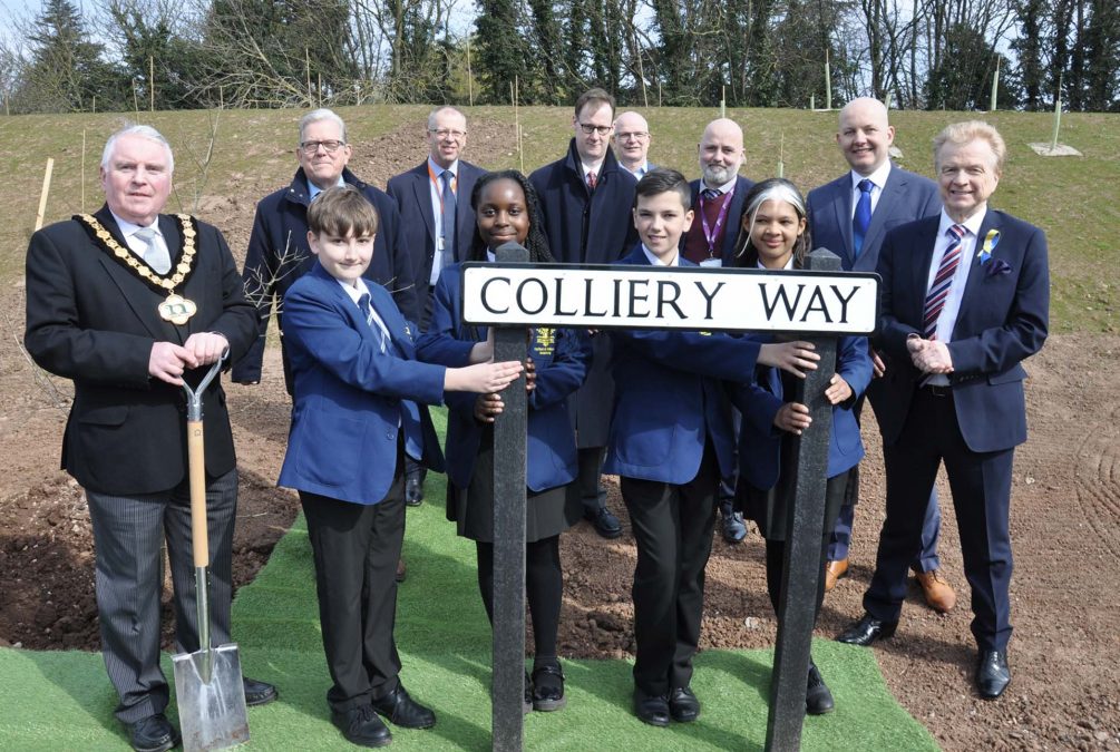 Pupils from Carlton Le Willows help new £49m Colliery Way put down roots on day of opening