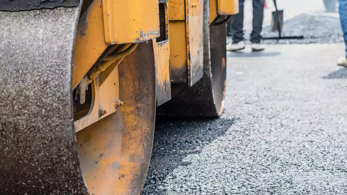 Overnight resurfacing works planned on Arnold Lane, Gedling Road and Mapperley Plains