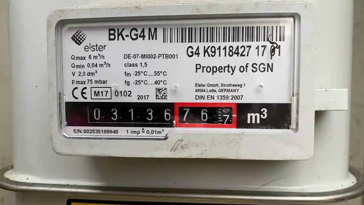 Martin Lewis asks people to submit meter readings before energy bill hike in October