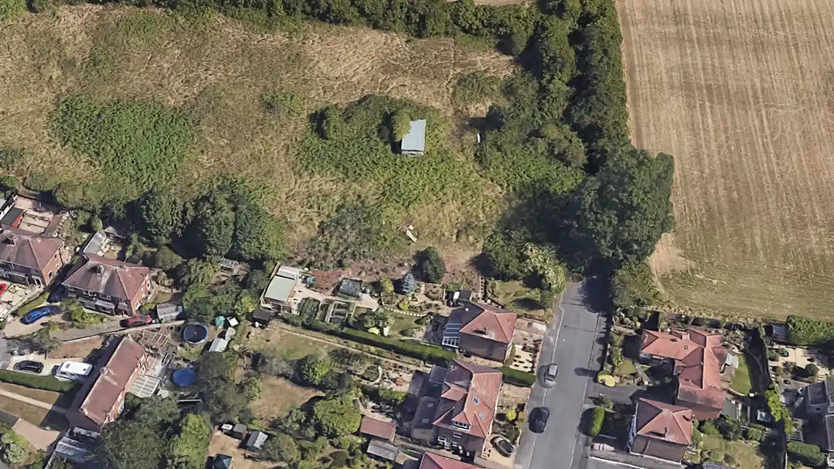 Council approve plan for 24 homes on land in Gedling despite concerns from residents over privacy