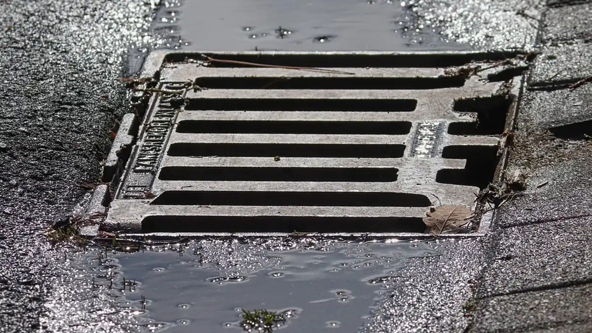 Two men arrested after drain covers stolen from streets in Burton Joyce