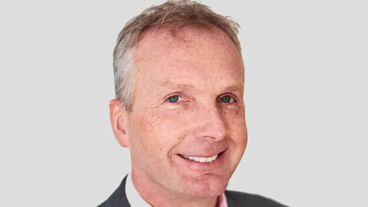 Carlton GP Dr Ian Campbell asks for patients to be supportive of surgery staff who are ‘trying their best to help’