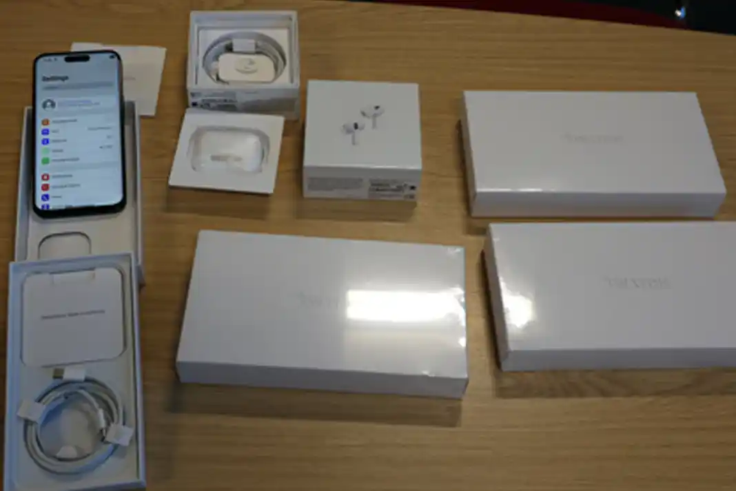 Haul of fake Apple iPhones recovered from vehicle in Arnold that police said were about ‘as much use as a paper weight’ 